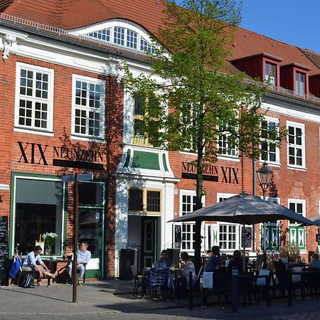 XIX - 19 Potsdam Exterior foto